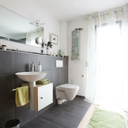 Paradies In Apartment